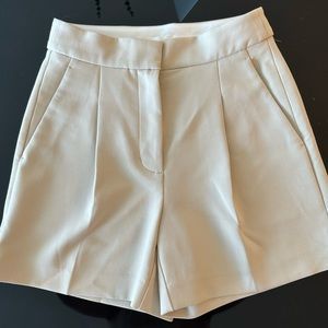 Aritzia Wilfred Effortless Short size 2